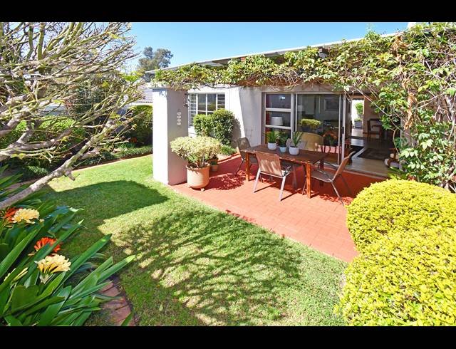2 BEDROOM TOWNHOUSE FOR SALE IN KELLAND